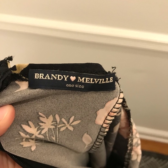 Brandy Melville Sundress Cross Back Floral OS - Picture 6 of 7
